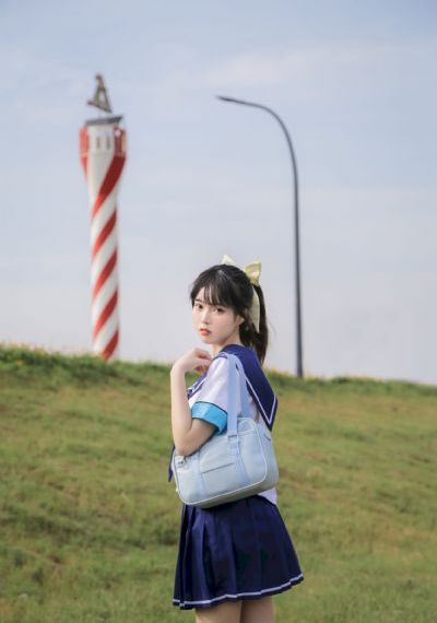 漂亮秘书的滋味2_4K免费观看