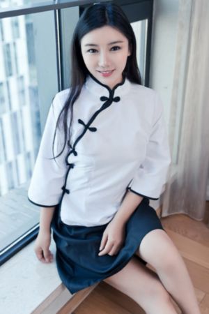 美女在床上打扑克_BD英语影视在线观看