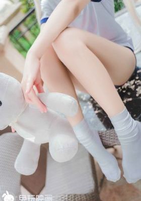 美女被脱脱内衣免费的软件_BD免费观看最新